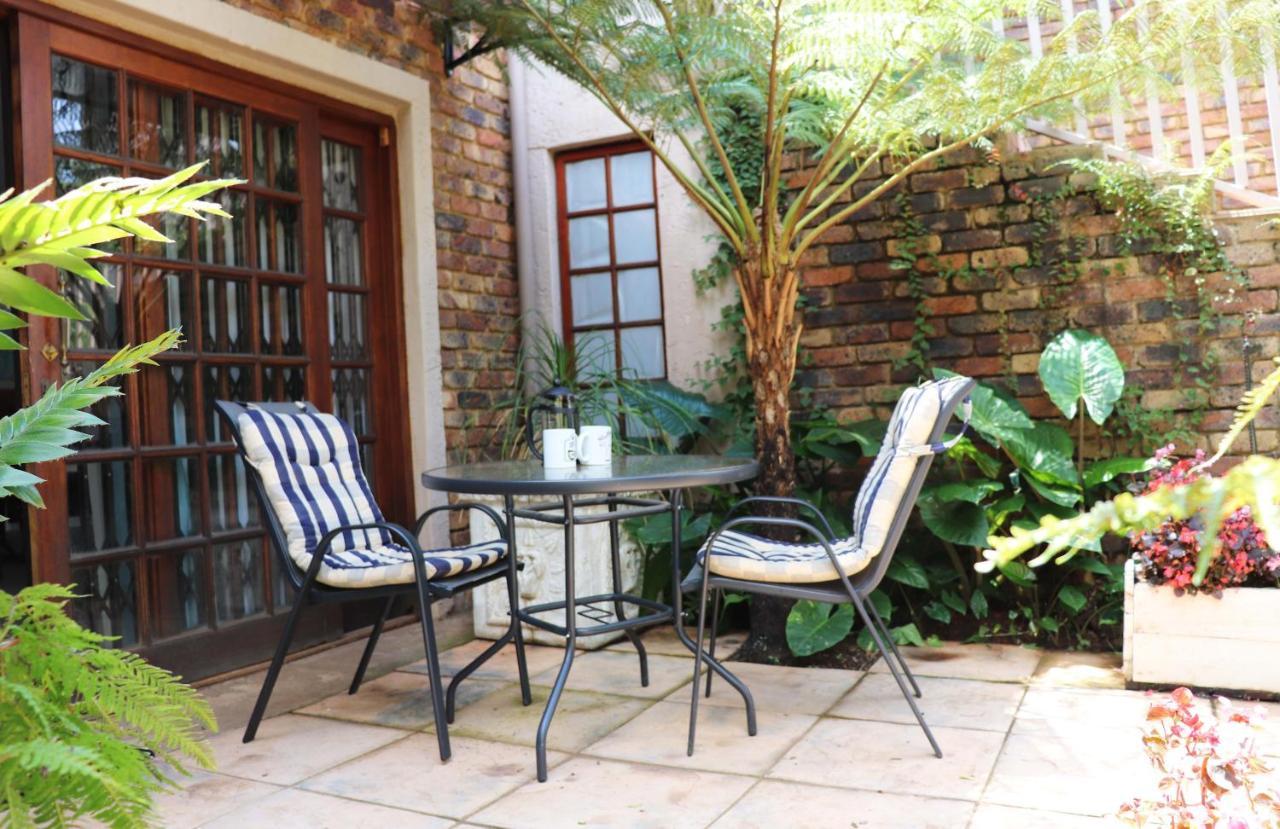 Green Scape Flatlet Pretoria Exterior photo